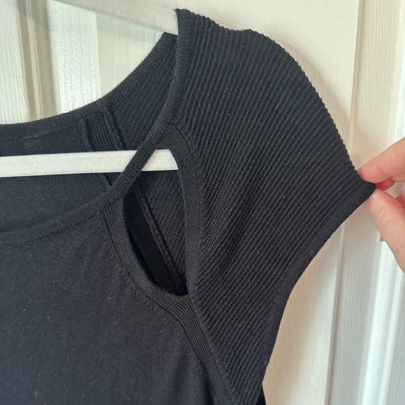 Express Sweater Dress - Picture 4 of 7